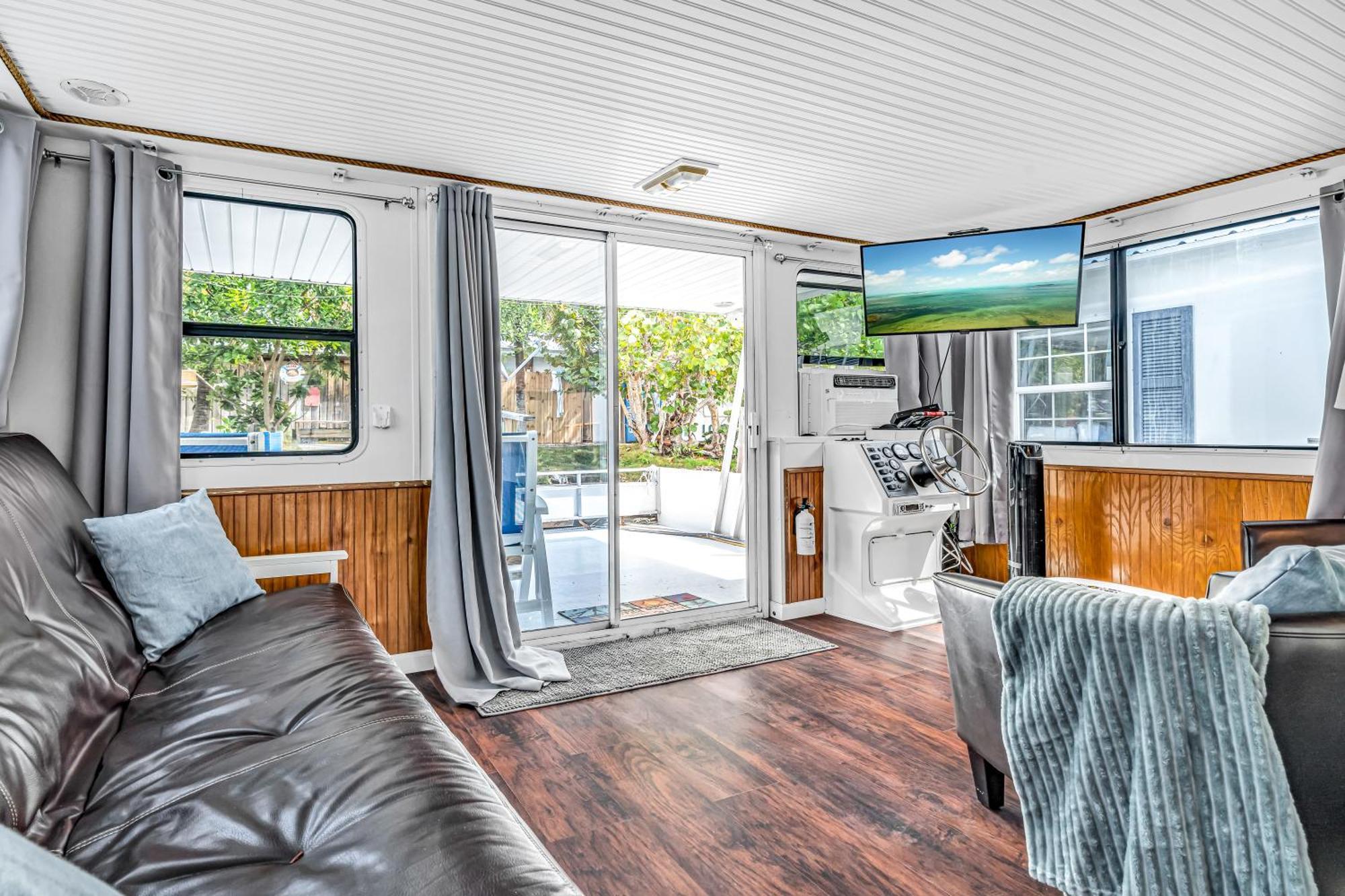 Treasure Harbor Hotel Islamorada Ngoại thất bức ảnh
