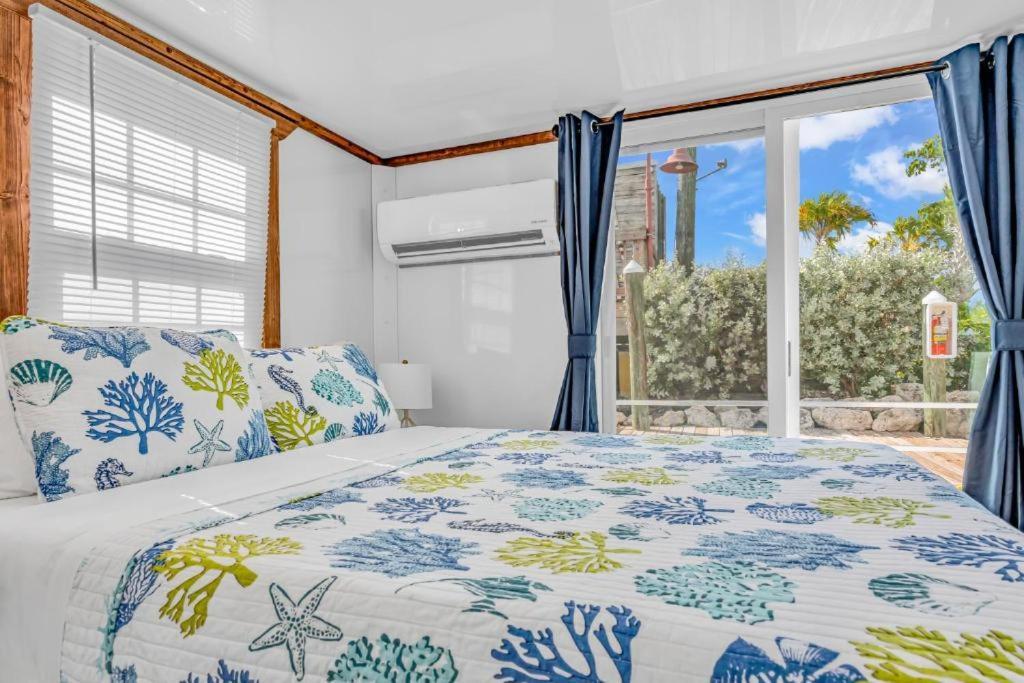 Treasure Harbor Hotel Islamorada Ngoại thất bức ảnh